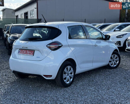 Белый Рено Зое, объемом двигателя 0 л и пробегом 30 тыс. км за 11900 $, фото 8 на Automoto.ua