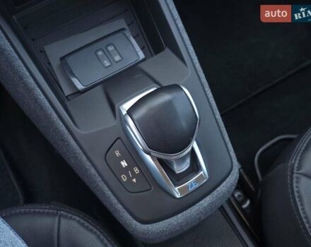 Белый Рено Зое, объемом двигателя 0 л и пробегом 85 тыс. км за 12999 $, фото 46 на Automoto.ua