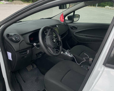 Рено Зое 2020 в Ровно на Automoto.ua Белый Рено Зое, объемом двигателя 0 л и пробегом 74 тыс. км за 12599 $, фото 10 на Automoto.ua