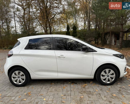 Білий Рено Зое, об'ємом двигуна 0 л та пробігом 30 тис. км за 12300 $, фото 3 на Automoto.ua