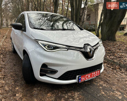Белый Рено Зое, объемом двигателя 0 л и пробегом 52 тыс. км за 11590 $, фото 9 на Automoto.ua