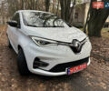 Белый Рено Зое, объемом двигателя 0 л и пробегом 52 тыс. км за 11590 $, фото 9 на Automoto.ua