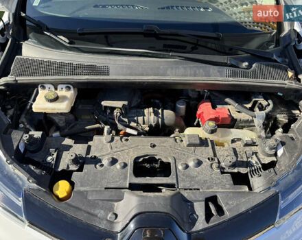 Рено Зое 2020 в Владимир-Волынский на Automoto.ua Белый Рено Зое, объемом двигателя 0 л и пробегом 55 тыс. км за 12000 $, фото 26 на Automoto.ua