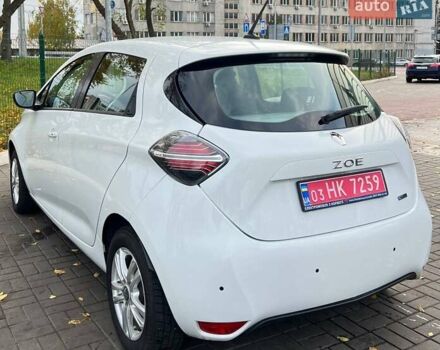 Белый Рено Зое, объемом двигателя 0 л и пробегом 52 тыс. км за 12200 $, фото 6 на Automoto.ua