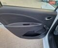 Белый Рено Зое, объемом двигателя 0 л и пробегом 141 тыс. км за 10800 $, фото 38 на Automoto.ua