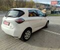 Белый Рено Зое, объемом двигателя 0 л и пробегом 78 тыс. км за 11850 $, фото 8 на Automoto.ua