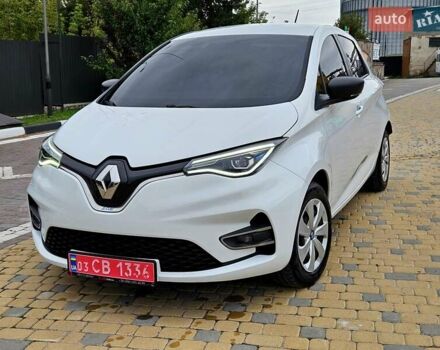 Белый Рено Зое, объемом двигателя 0 л и пробегом 74 тыс. км за 11600 $, фото 1 на Automoto.ua