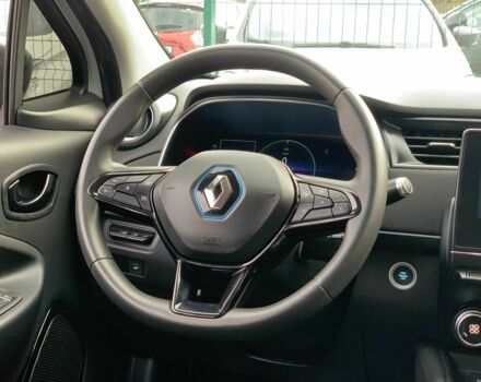 Белый Рено Зое, объемом двигателя 0 л и пробегом 66 тыс. км за 12499 $, фото 20 на Automoto.ua