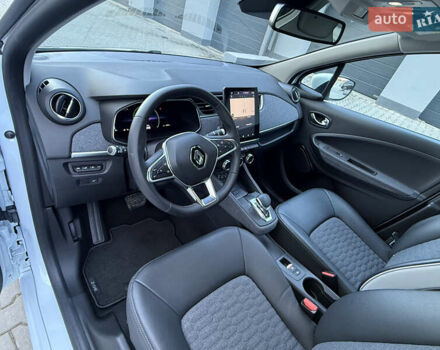 Білий Рено Зое, об'ємом двигуна 0 л та пробігом 23 тис. км за 13150 $, фото 25 на Automoto.ua
