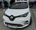 Белый Рено Зое, объемом двигателя 0 л и пробегом 105 тыс. км за 11700 $, фото 1 на Automoto.ua