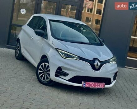 Белый Рено Зое, объемом двигателя 0 л и пробегом 86 тыс. км за 10850 $, фото 3 на Automoto.ua