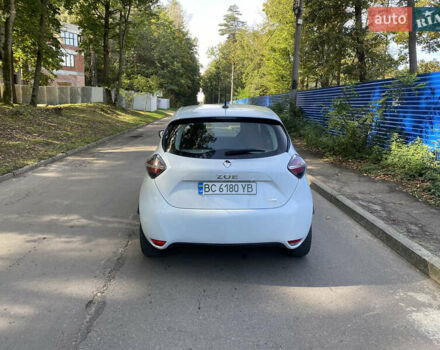 Белый Рено Зое, объемом двигателя 0 л и пробегом 47 тыс. км за 13999 $, фото 4 на Automoto.ua
