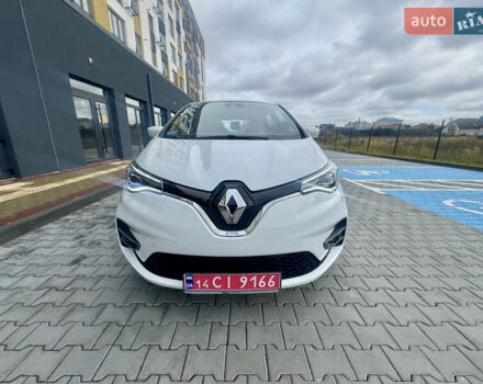 Белый Рено Зое, объемом двигателя 0 л и пробегом 70 тыс. км за 12999 $, фото 1 на Automoto.ua