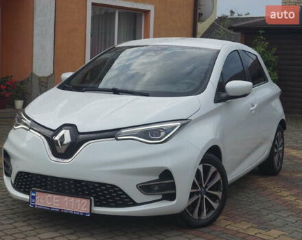Белый Рено Зое, объемом двигателя 0 л и пробегом 141 тыс. км за 11111 $, фото 1 на Automoto.ua