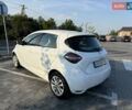 Белый Рено Зое, объемом двигателя 0 л и пробегом 70 тыс. км за 11800 $, фото 2 на Automoto.ua