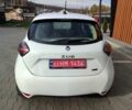 Белый Рено Зое, объемом двигателя 0 л и пробегом 78 тыс. км за 11850 $, фото 2 на Automoto.ua