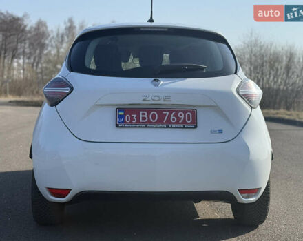 Білий Рено Зое, об'ємом двигуна 0 л та пробігом 170 тис. км за 9999 $, фото 5 на Automoto.ua