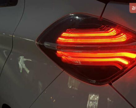 Белый Рено Зое, объемом двигателя 0 л и пробегом 44 тыс. км за 12950 $, фото 25 на Automoto.ua