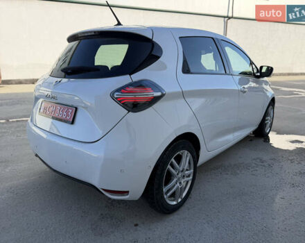 Белый Рено Зое, объемом двигателя 0 л и пробегом 93 тыс. км за 11500 $, фото 3 на Automoto.ua