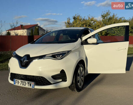 Рено Зое 2020 в Тернополе на Automoto.ua Белый Рено Зое, объемом двигателя 0 л и пробегом 26 тыс. км за 12600 $, фото 2 на Automoto.ua
