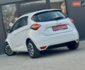Белый Рено Зое, объемом двигателя 0 л и пробегом 86 тыс. км за 10850 $, фото 47 на Automoto.ua