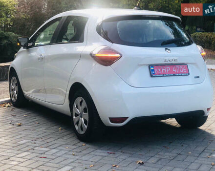 Белый Рено Зое, объемом двигателя 0 л и пробегом 38 тыс. км за 11999 $, фото 49 на Automoto.ua