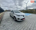 Белый Рено Зое, объемом двигателя 0 л и пробегом 70 тыс. км за 12999 $, фото 2 на Automoto.ua