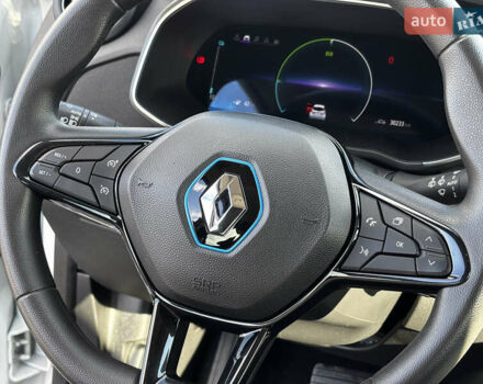 Белый Рено Зое, объемом двигателя 0 л и пробегом 30 тыс. км за 11900 $, фото 17 на Automoto.ua