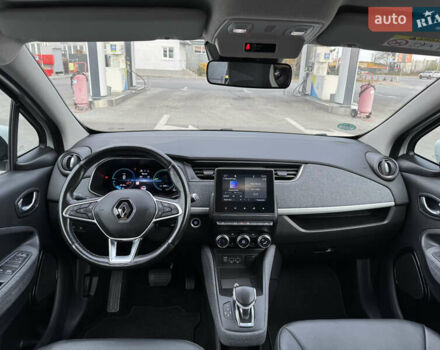 Білий Рено Зое, об'ємом двигуна 0 л та пробігом 84 тис. км за 11999 $, фото 19 на Automoto.ua