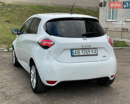 Белый Рено Зое, объемом двигателя 0 л и пробегом 62 тыс. км за 13800 $, фото 6 на Automoto.ua