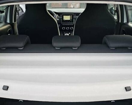 Белый Рено Зое, объемом двигателя 0 л и пробегом 85 тыс. км за 11999 $, фото 18 на Automoto.ua