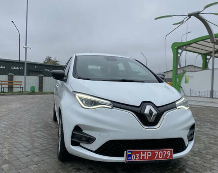 Белый Рено Зое, объемом двигателя 0 л и пробегом 42 тыс. км за 11700 $, фото 1 на Automoto.ua