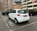 Белый Рено Зое, объемом двигателя 0 л и пробегом 39 тыс. км за 12300 $, фото 13 на Automoto.ua