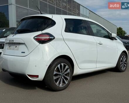Белый Рено Зое, объемом двигателя 0 л и пробегом 65 тыс. км за 13300 $, фото 5 на Automoto.ua