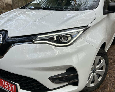 Белый Рено Зое, объемом двигателя 0 л и пробегом 52 тыс. км за 11590 $, фото 1 на Automoto.ua