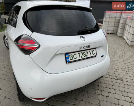 Белый Рено Зое, объемом двигателя 0 л и пробегом 36 тыс. км за 12900 $, фото 38 на Automoto.ua