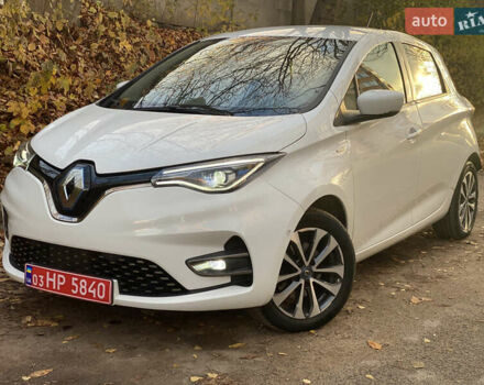 Белый Рено Зое, объемом двигателя 0 л и пробегом 90 тыс. км за 13750 $, фото 1 на Automoto.ua