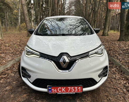 Белый Рено Зое, объемом двигателя 0 л и пробегом 52 тыс. км за 11590 $, фото 13 на Automoto.ua
