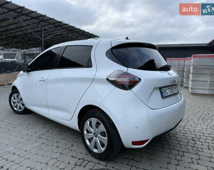 Белый Рено Зое, объемом двигателя 0 л и пробегом 36 тыс. км за 12900 $, фото 13 на Automoto.ua