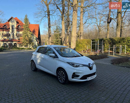 Белый Рено Зое, объемом двигателя 0 л и пробегом 118 тыс. км за 12900 $, фото 13 на Automoto.ua