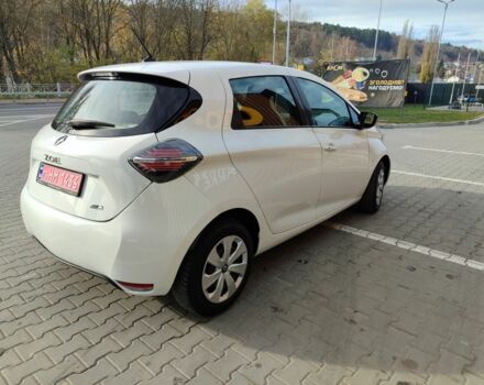 Белый Рено Зое, объемом двигателя 0 л и пробегом 78 тыс. км за 11850 $, фото 2 на Automoto.ua
