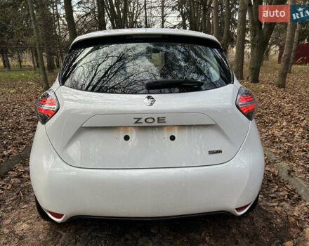 Белый Рено Зое, объемом двигателя 0 л и пробегом 52 тыс. км за 11590 $, фото 8 на Automoto.ua