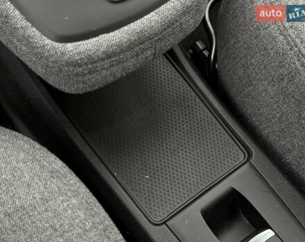 Білий Рено Зое, об'ємом двигуна 0 л та пробігом 77 тис. км за 12990 $, фото 24 на Automoto.ua