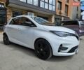 Белый Рено Зое, объемом двигателя 0 л и пробегом 28 тыс. км за 11900 $, фото 6 на Automoto.ua