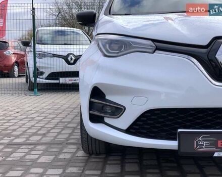 Белый Рено Зое, объемом двигателя 0 л и пробегом 66 тыс. км за 12499 $, фото 8 на Automoto.ua