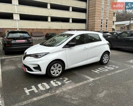 Белый Рено Зое, объемом двигателя 0 л и пробегом 39 тыс. км за 12300 $, фото 17 на Automoto.ua
