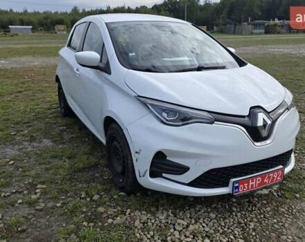 Белый Рено Зое, объемом двигателя 0 л и пробегом 111 тыс. км за 10900 $, фото 2 на Automoto.ua