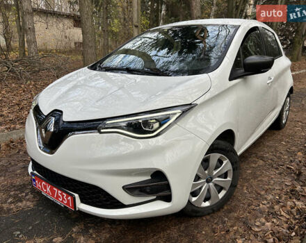 Белый Рено Зое, объемом двигателя 0 л и пробегом 52 тыс. км за 11590 $, фото 11 на Automoto.ua