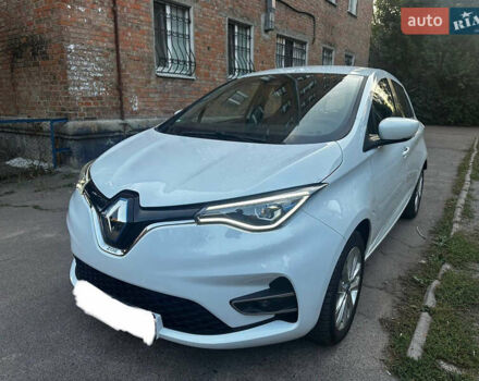 Белый Рено Зое, объемом двигателя 0 л и пробегом 26 тыс. км за 13888 $, фото 3 на Automoto.ua