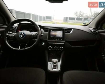 Білий Рено Зое, об'ємом двигуна 0 л та пробігом 98 тис. км за 10950 $, фото 35 на Automoto.ua